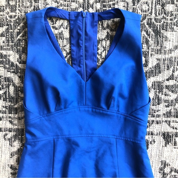 NWT Black Halo Vera Mini Cut Out Back Cocktail Dress Royal Blue Women’s Sz 8 - Picture 3 of 7